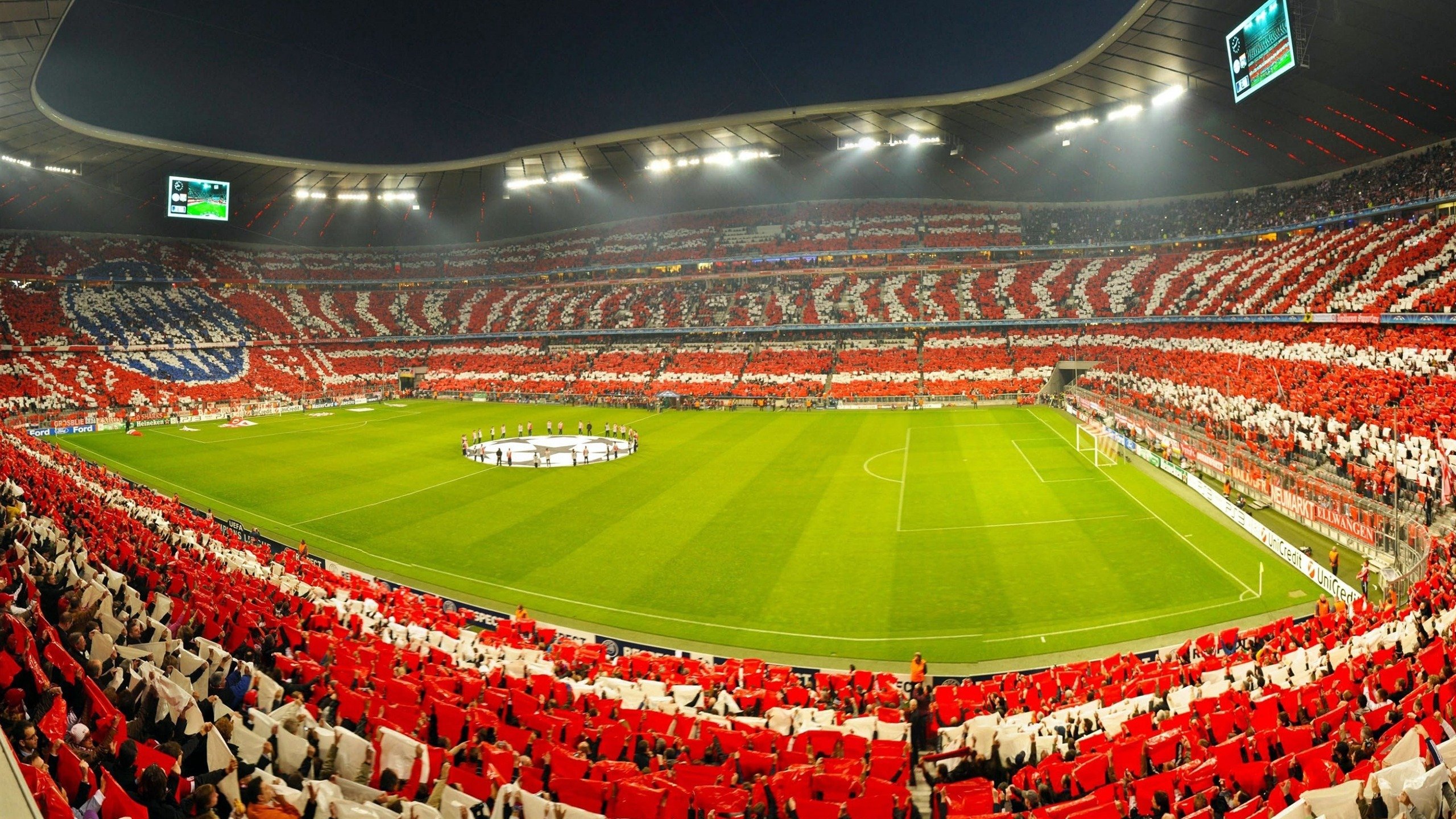 世界VR开发者大会“代码跑步机挑战” 参赛者边跑边编写简单脚本